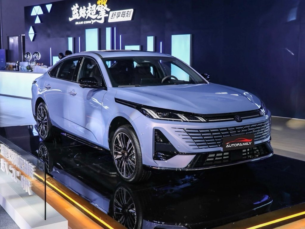 2026 Changan Eado, 1.5L, 0km - Image 3