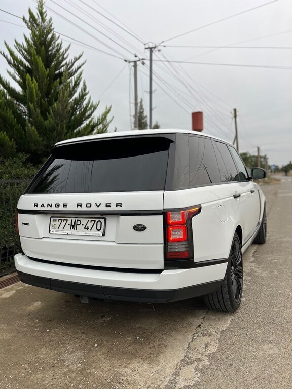 2015 Land Rover Range Rover, 3.0L, 154497km - Image 2