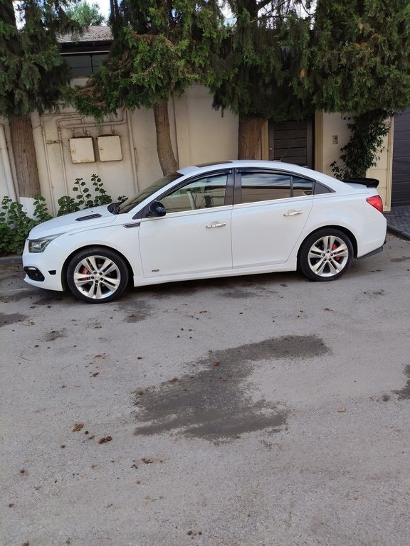 2012 Chevrolet Cruze, 1.4L, 224615km - Image 12
