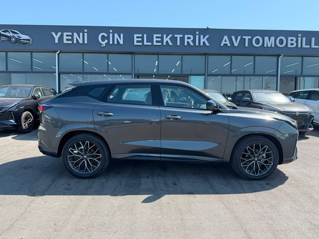 2025 Changan Uni-Z, 1.5L, 0km - Image 5