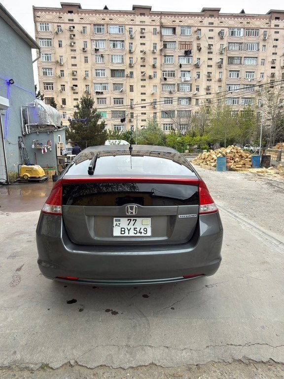 2010 Honda Insight, 1.3L, 423000km - Image 4