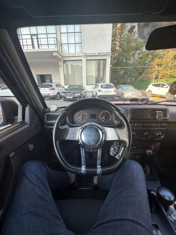 2023 LADA (VAZ) Niva, 1.7L, 50000km - Image 5