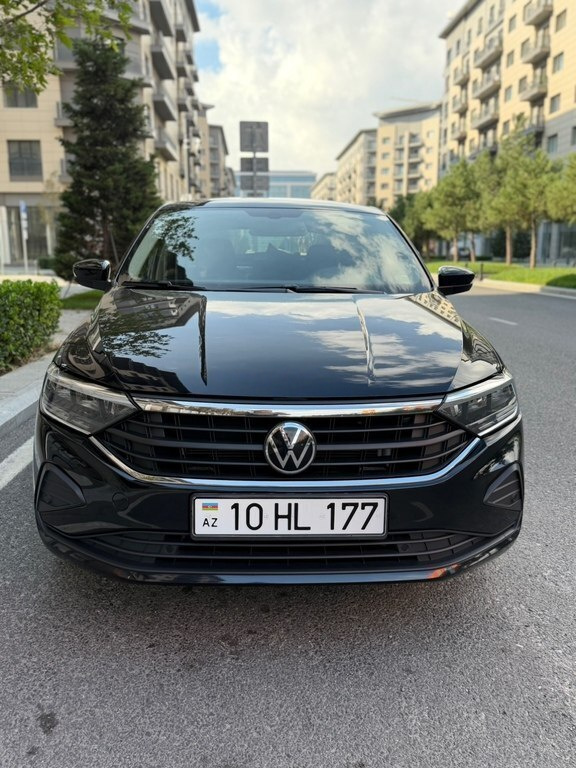 2020 Volkswagen Polo, 1.6L, 63000km - Image 1