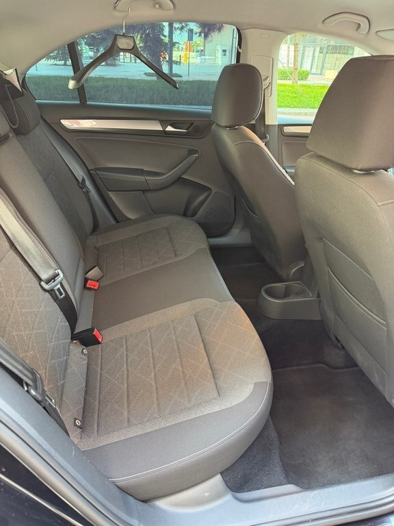 2020 Volkswagen Polo, 1.6L, 63000km - Image 12