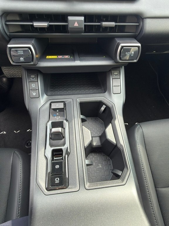 2026 Toyota RAV4, 2.5L, 0km - Image 7