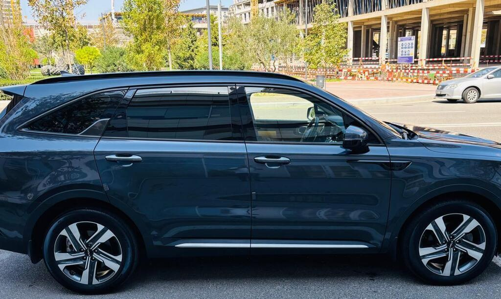 2022 Kia Sorento, 1.6L, 94000km - Image 2
