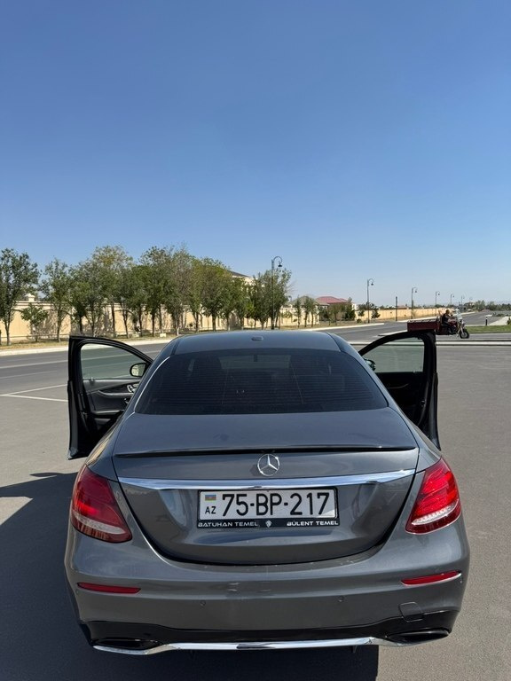 2019 Mercedes E 300 4MATIC, 2.0L, 144000km - Image 9