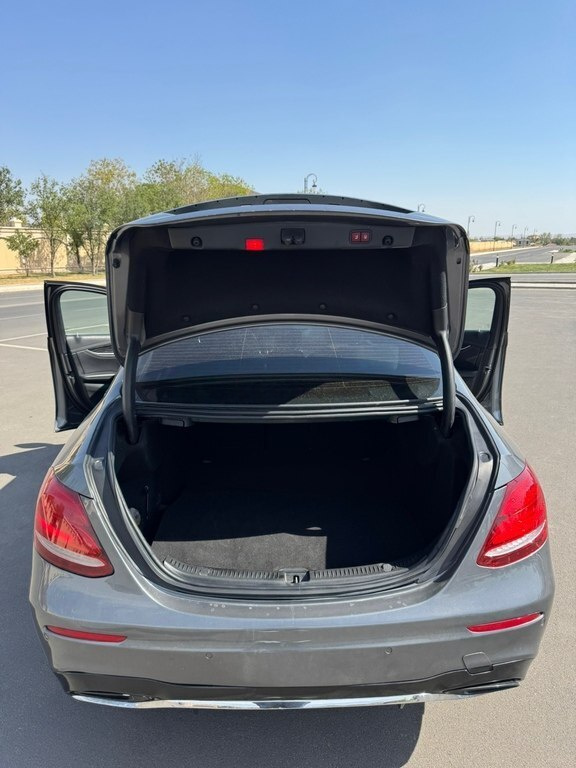 2019 Mercedes E 300 4MATIC, 2.0L, 144000km - Image 10