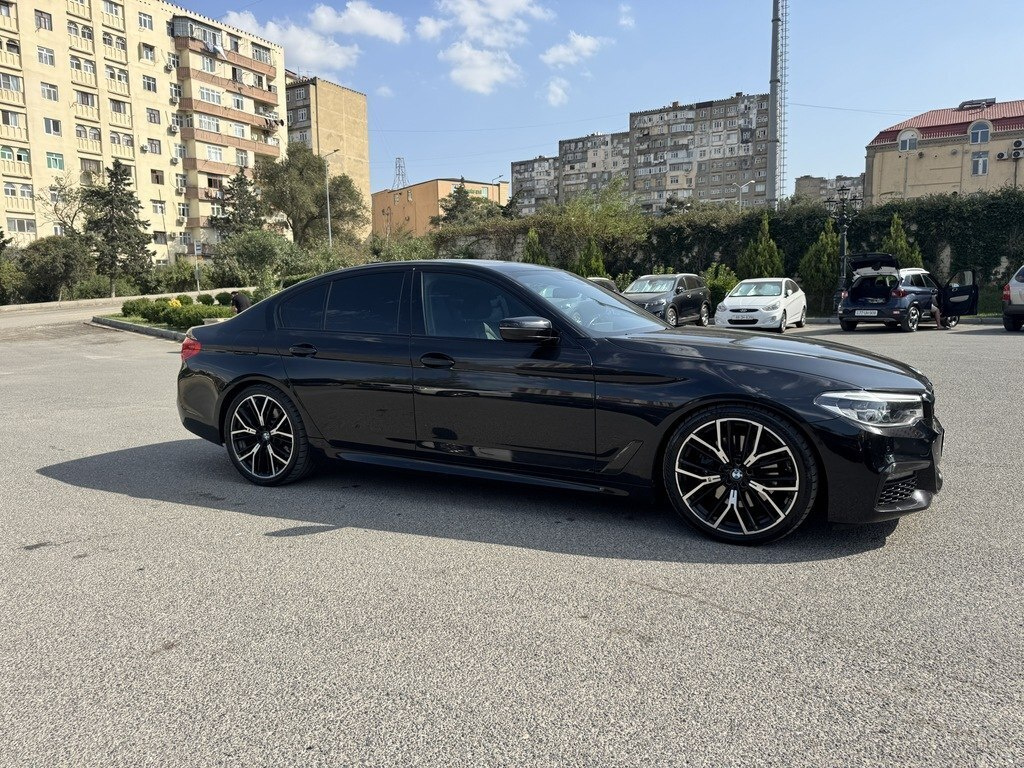 2019 BMW 530, 2.0L, 142000km - Image 2
