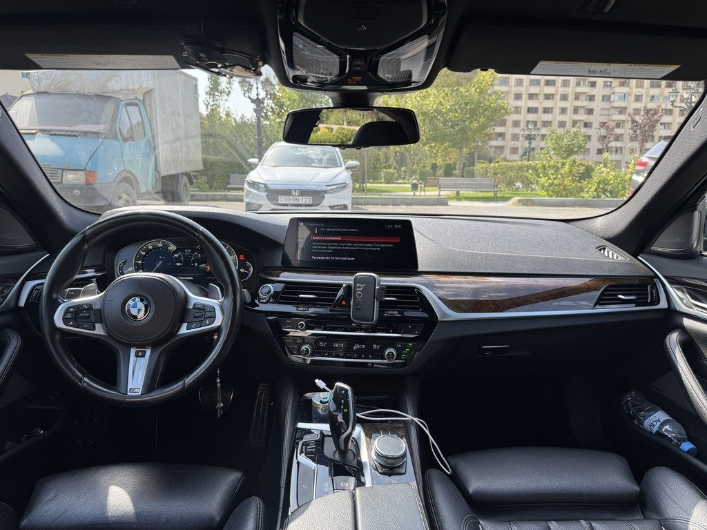 2019 BMW 530, 2.0L, 142000km - Image 13
