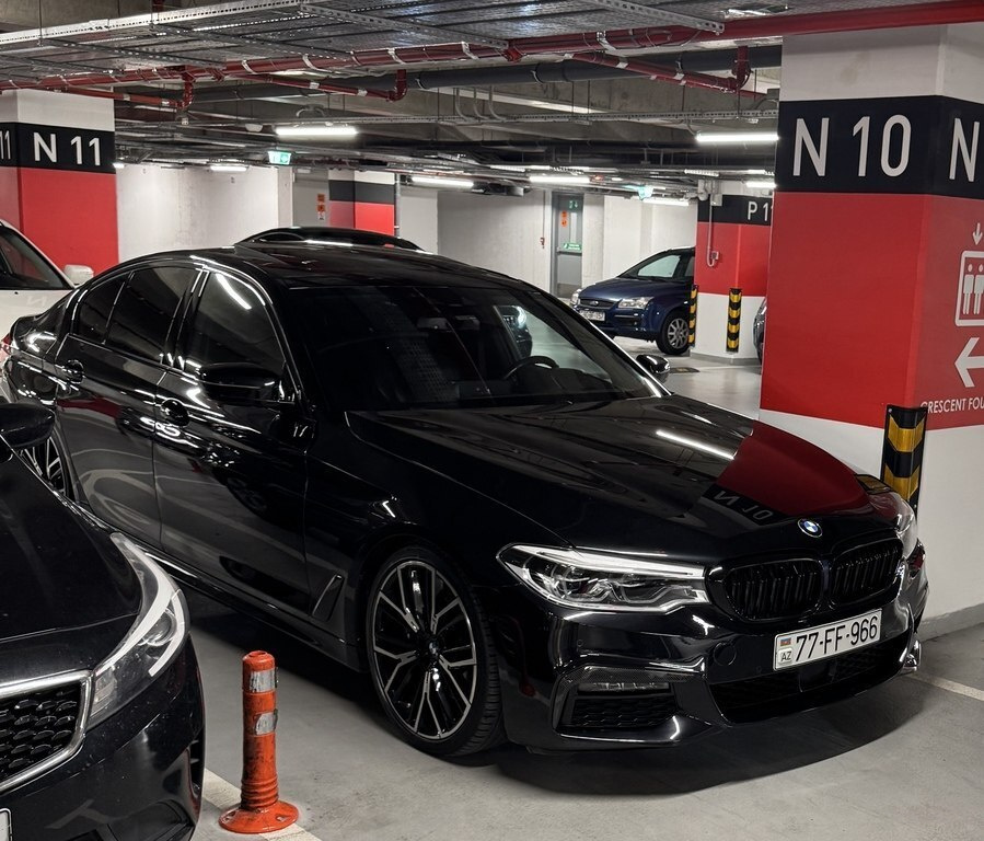2019 BMW 530, 2.0L, 142000km - Image 3