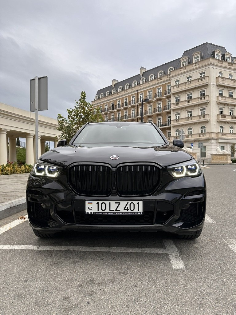 2022 BMW X5, 3.0L, 69000km - Image 2