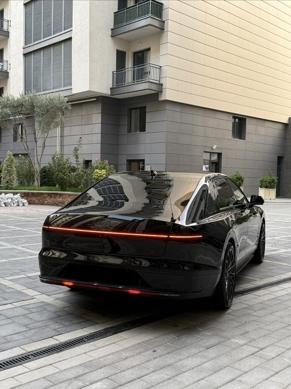 2023 Hyundai Grandeur, 1.6L, 45000km - Image 2