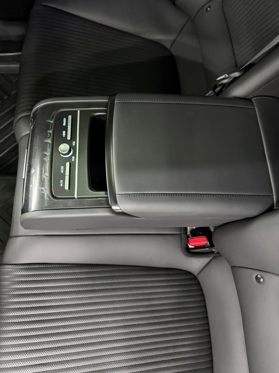 2023 Hyundai Grandeur, 1.6L, 47000km - Image 18