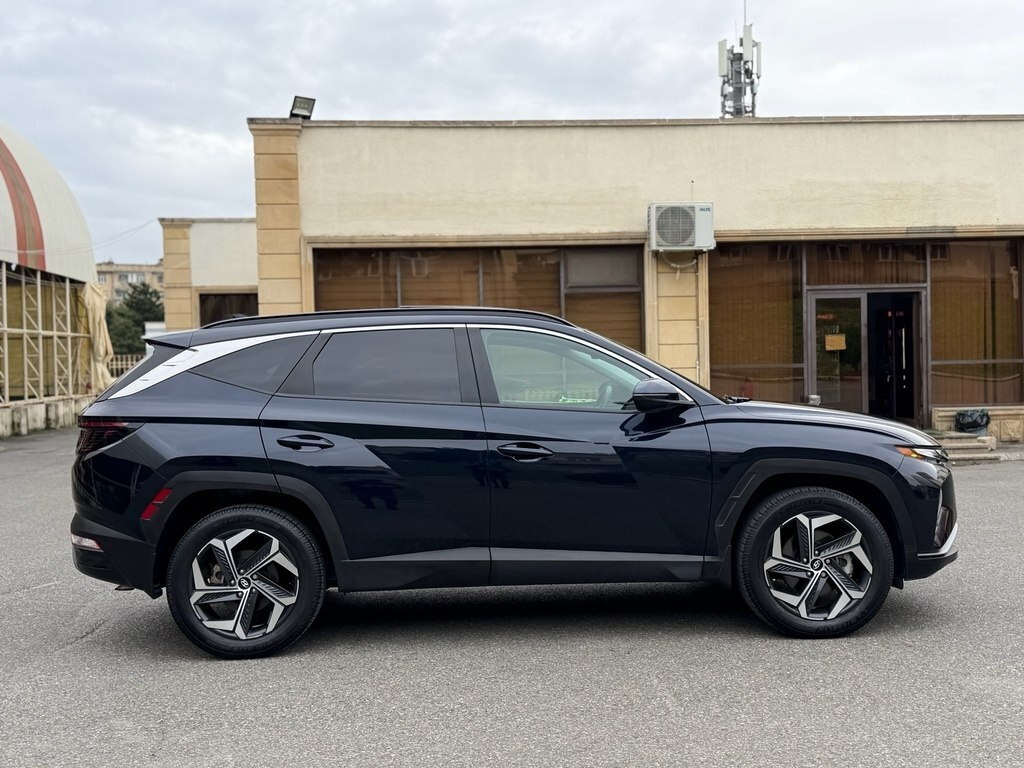 2024 Hyundai Tucson, 1.6L, 112654km - Image 4