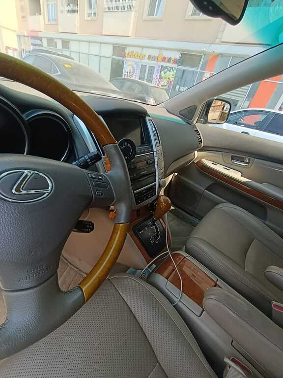 2006 Lexus RX 350, 3.5L, 371000km - Image 11