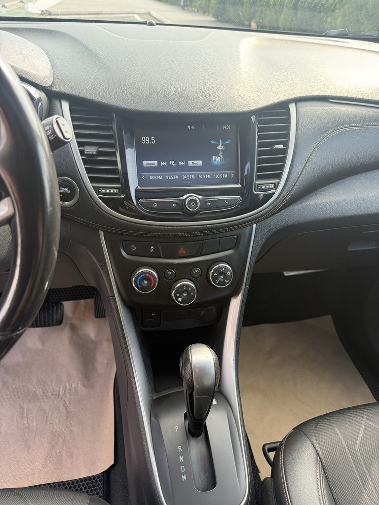 2018 Chevrolet Trax, 1.8L, 240000km - Image 13