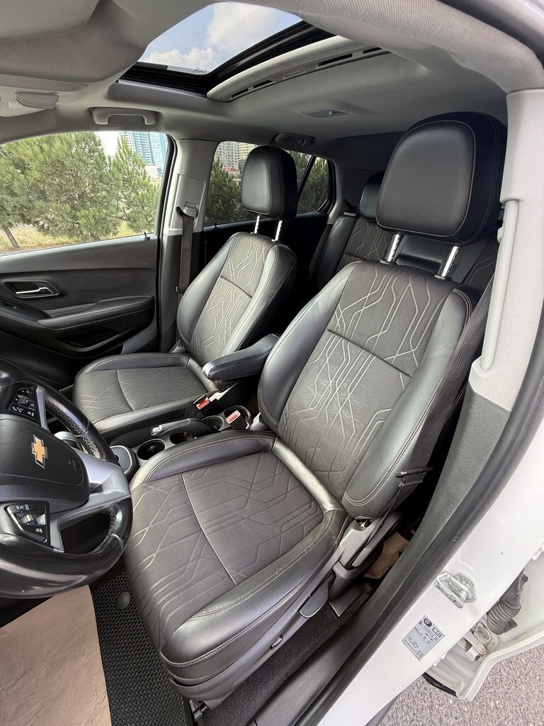 2018 Chevrolet Trax, 1.8L, 240000km - Image 14