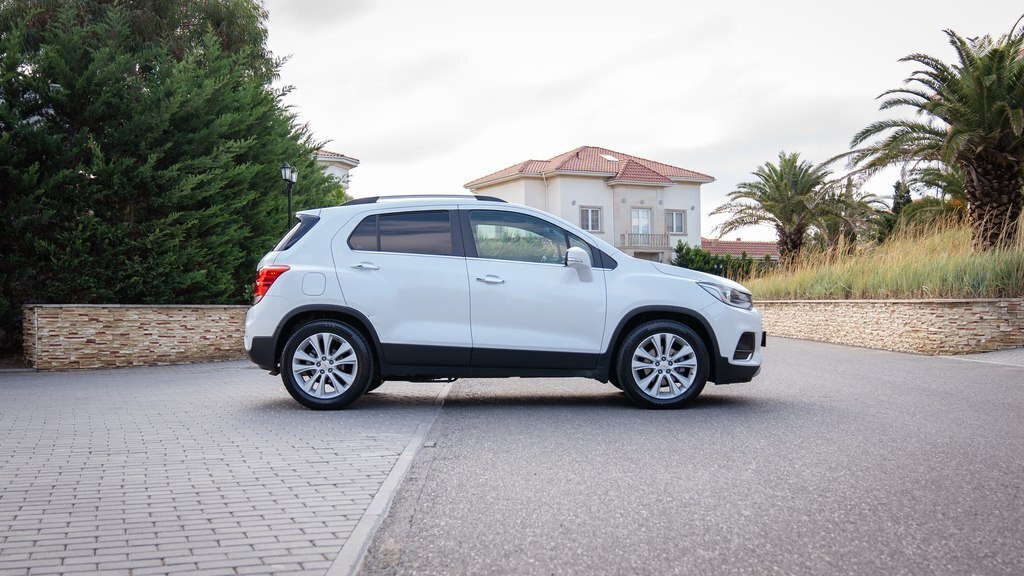 2018 Chevrolet Trax, 1.8L, 240000km - Image 3