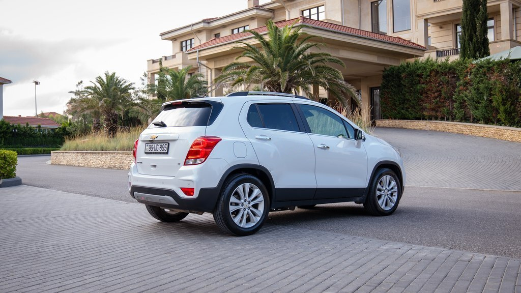 2018 Chevrolet Trax, 1.8L, 240000km - Image 4