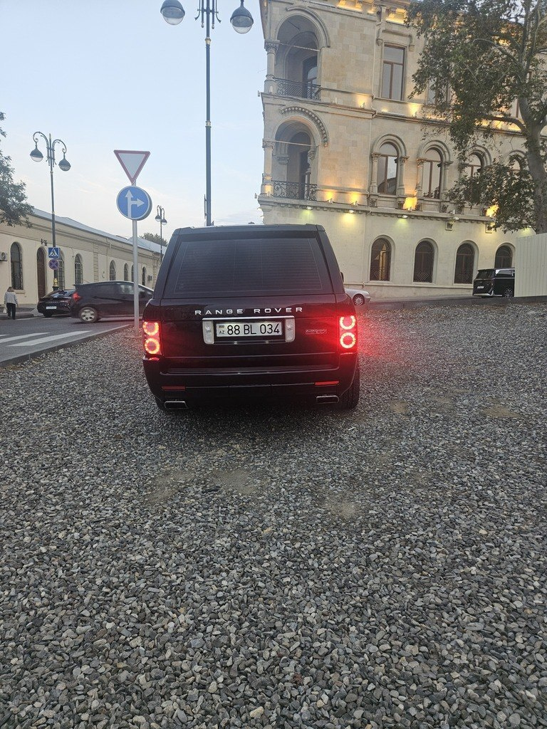 2010 Land Rover Range Rover, 5.0L, 158000km - Image 13