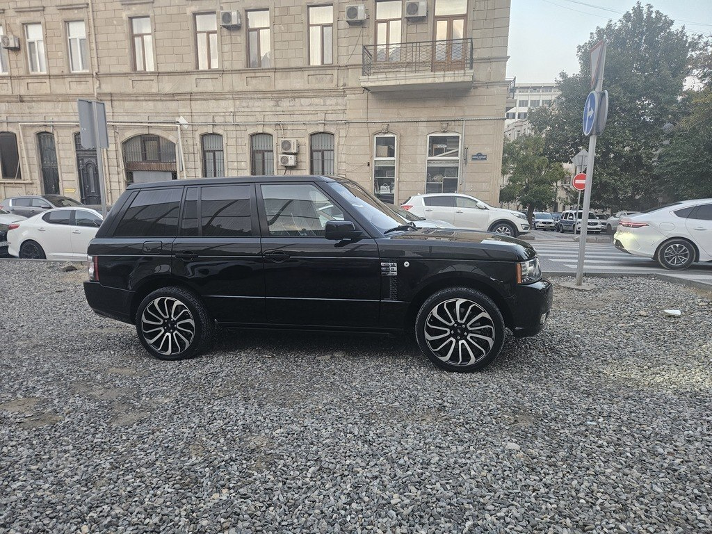 2010 Land Rover Range Rover, 5.0L, 158000km - Image 17