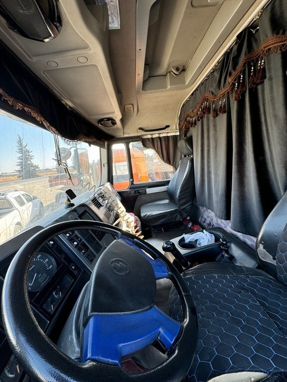 2012 Shacman F3000, 9.5L, 350000km - Image 7