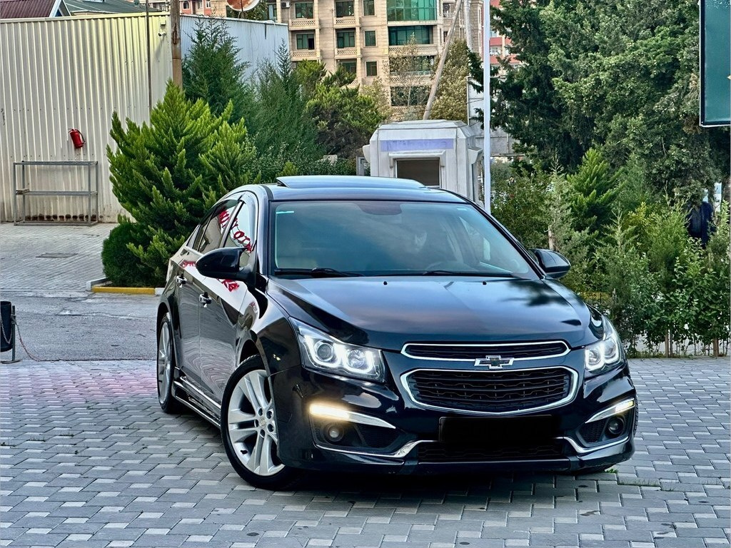 2015 Chevrolet Cruze, 1.4L, 255000km - Image 2