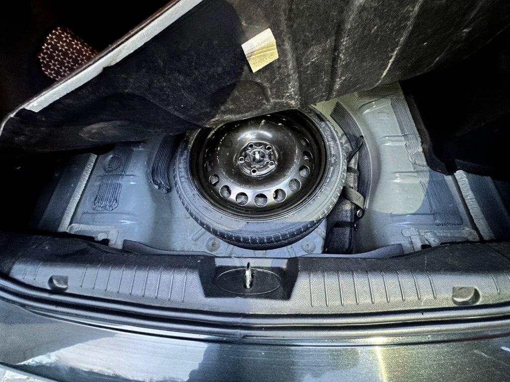 2015 Chevrolet Cruze, 1.4L, 255000km - Image 13