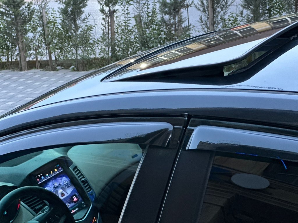 2015 Chevrolet Cruze, 1.4L, 255000km - Image 16