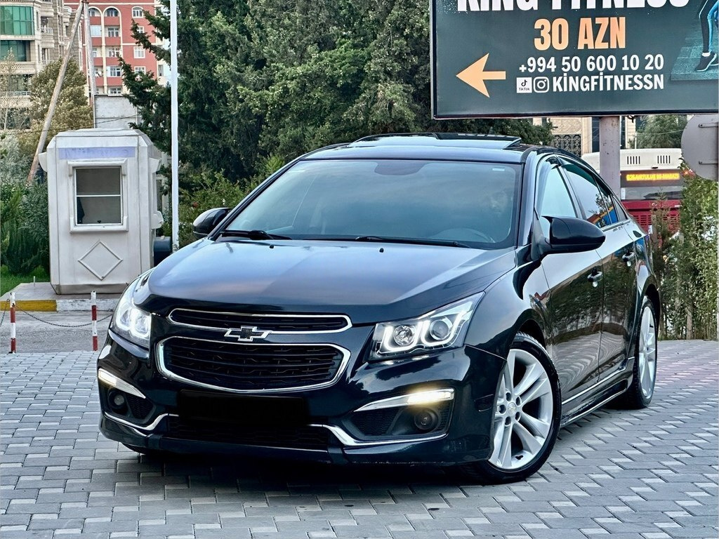 2015 Chevrolet Cruze, 1.4L, 255000km - Image 3