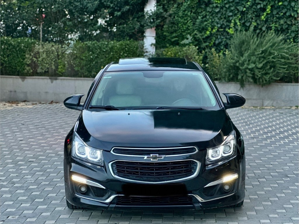 2015 Chevrolet Cruze, 1.4L, 255000km - Image 4