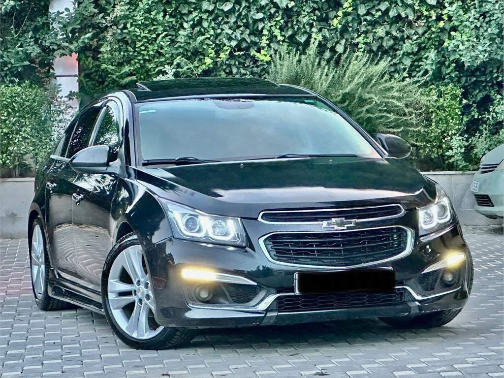 2015 Chevrolet Cruze, 1.4L, 255000km - Image 5
