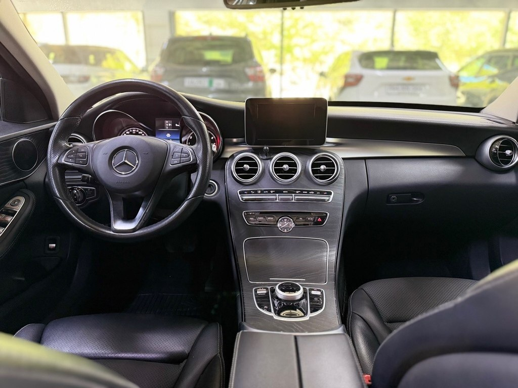 2017 Mercedes C 300, 2.0L, 142000km - Image 9