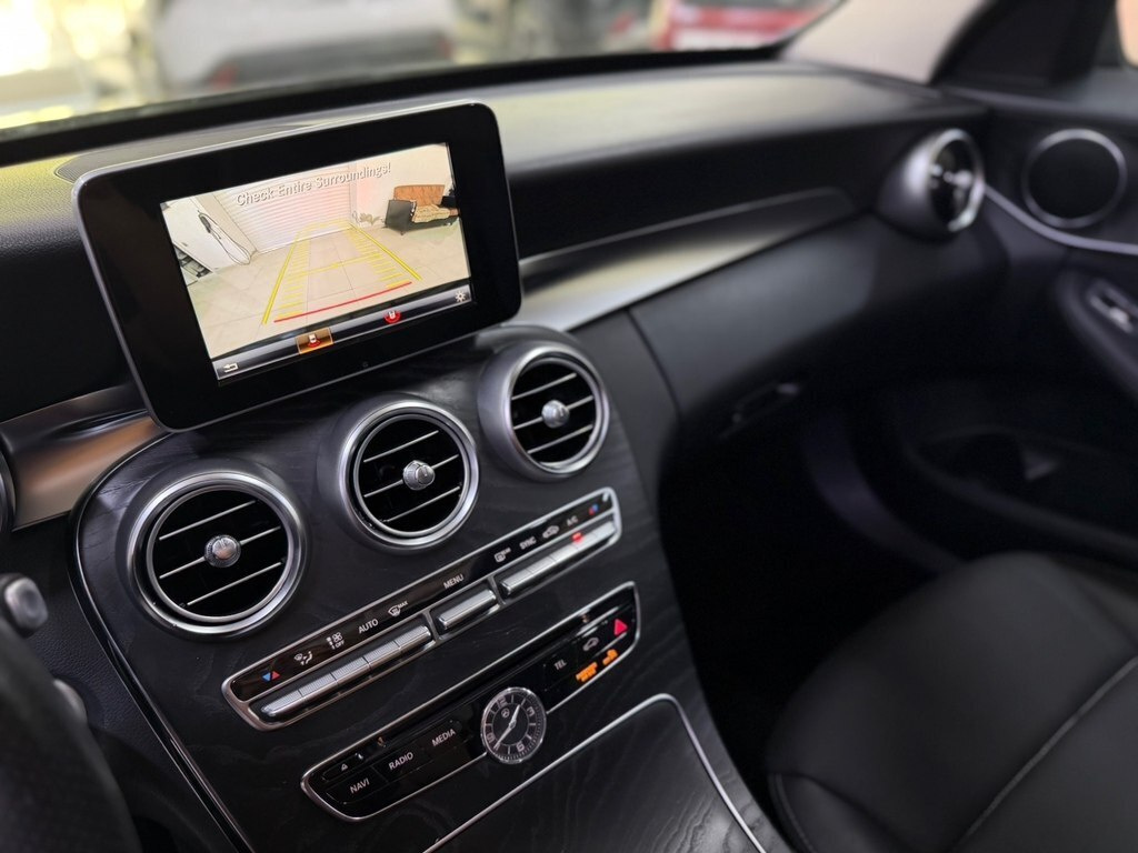 2017 Mercedes C 300, 2.0L, 142000km - Image 10