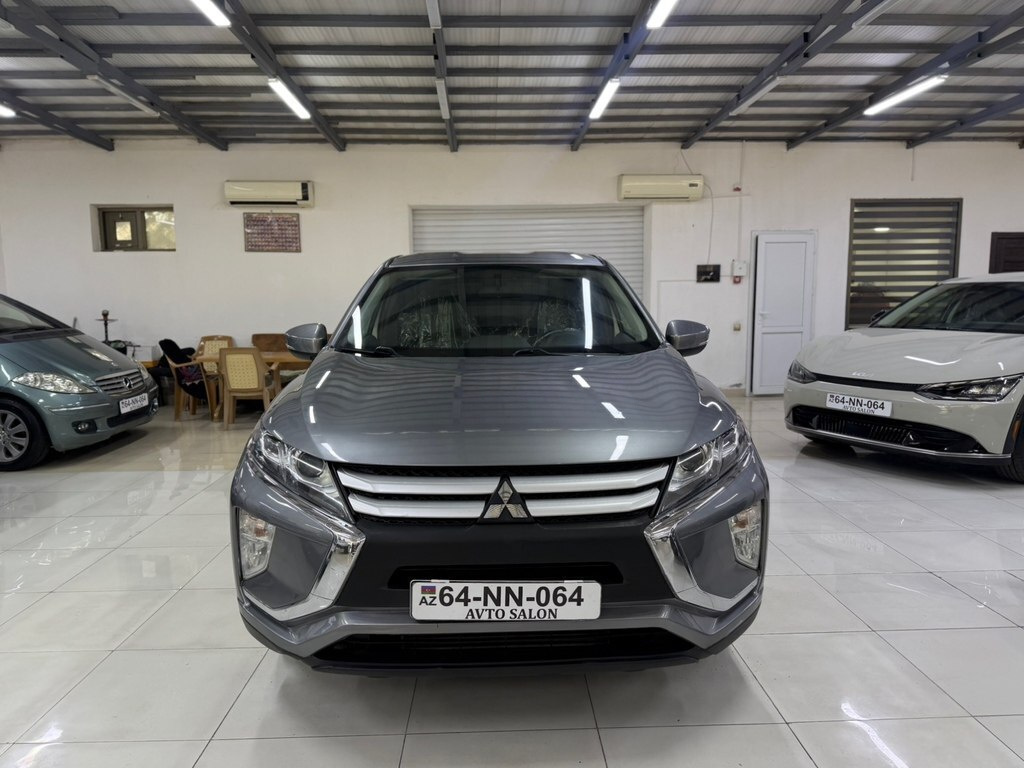 2019 Mitsubishi Eclipse Cross, 1.5L, 169000km - Image 2