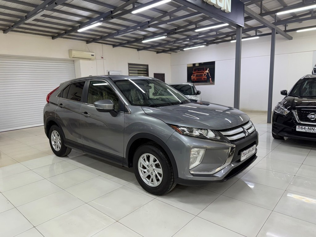 2019 Mitsubishi Eclipse Cross, 1.5L, 169000km - Image 3
