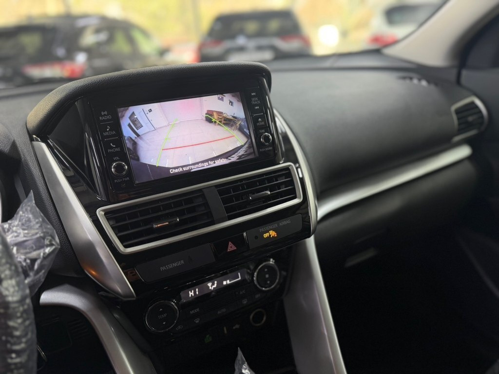 2019 Mitsubishi Eclipse Cross, 1.5L, 169000km - Image 10