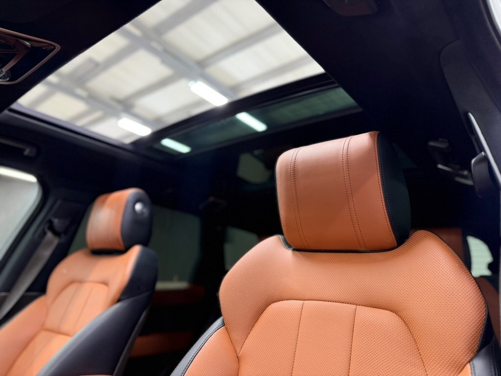 2016 Land Rover RR Sport, 3.0L, 165000km - Image 11