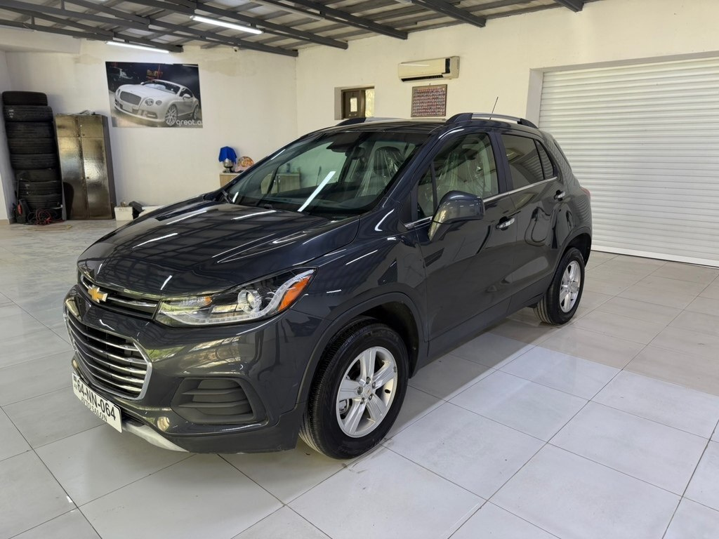 2017 Chevrolet Trax, 1.4L, 144000km - Image 4