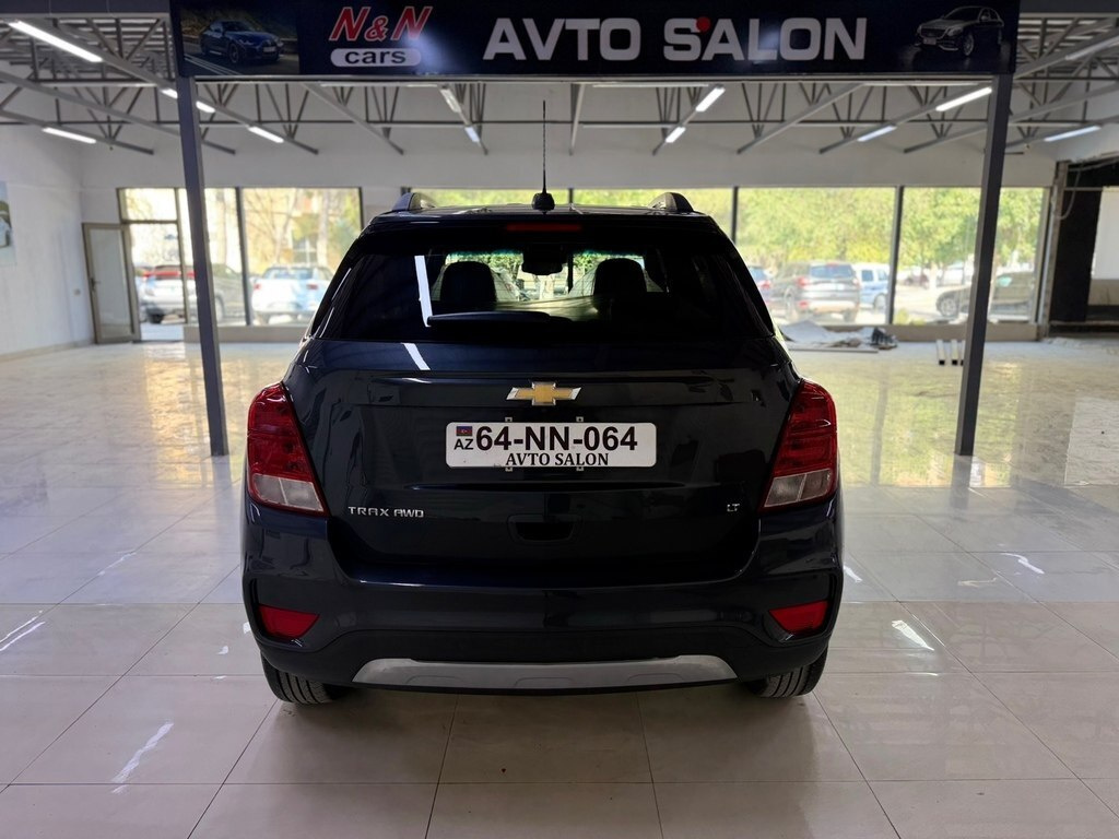 2017 Chevrolet Trax, 1.4L, 144000km - Image 5