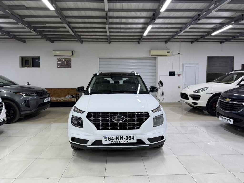 2023 Hyundai Venue, 1.6L, 83000km - Image 2