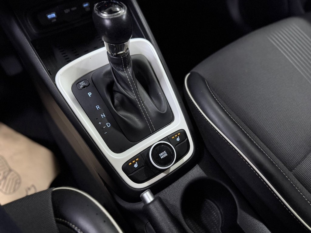 2023 Hyundai Venue, 1.6L, 83000km - Image 11