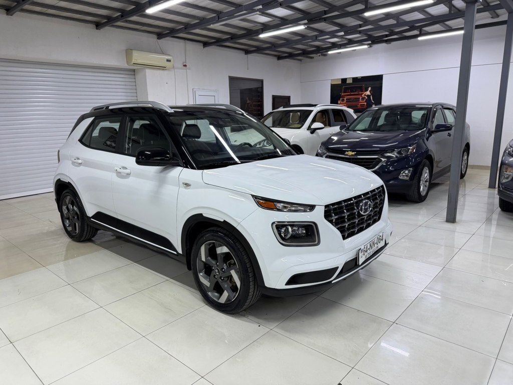 2023 Hyundai Venue, 1.6L, 83000km - Image 3