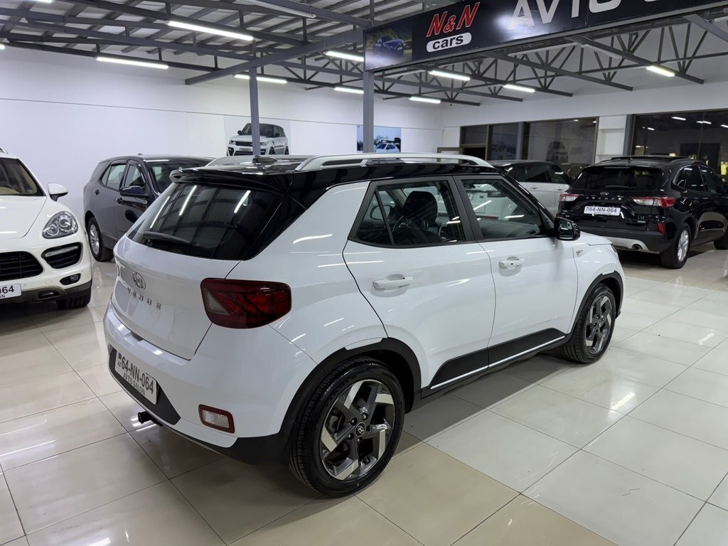 2023 Hyundai Venue, 1.6L, 83000km - Image 6