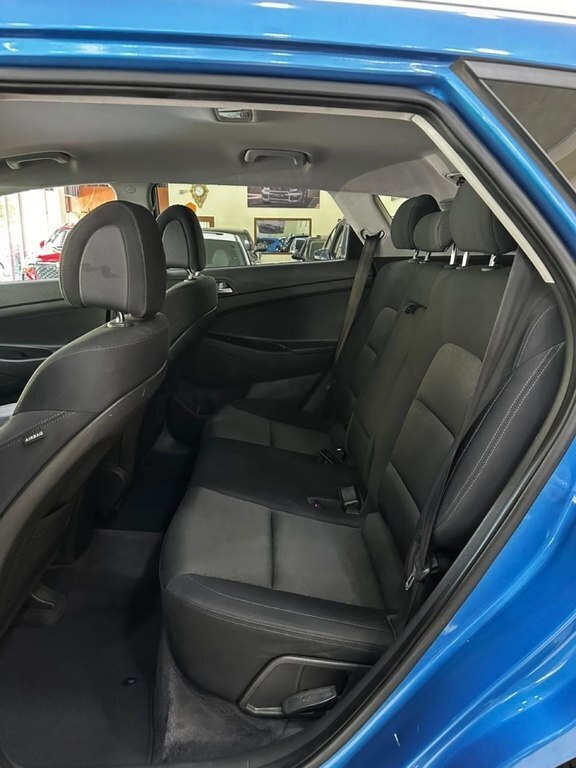 2016 Hyundai Tucson, 2.0L, 296119km - Image 12