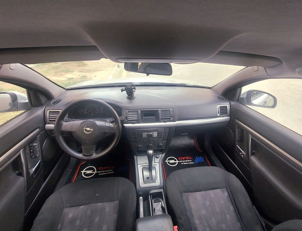 2006 Opel Vectra, 1.9L, 463000km - Image 6