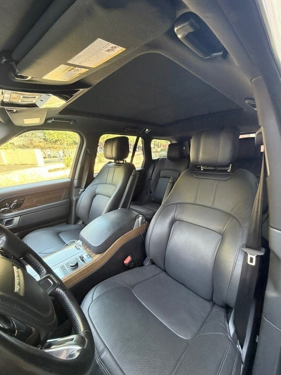 2018 Land Rover Range Rover, 3.0L, 41500km - Image 6