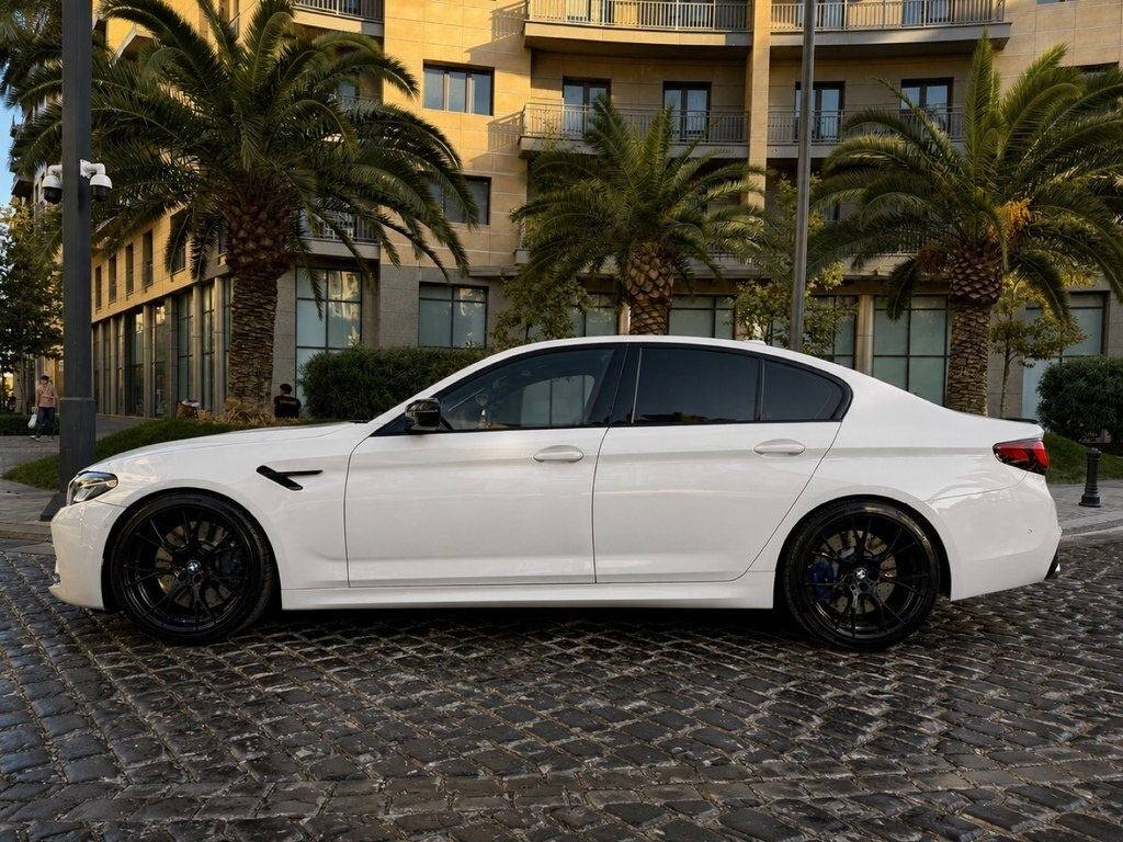 2021 BMW 530e, 2.0L, 54278km - Image 13