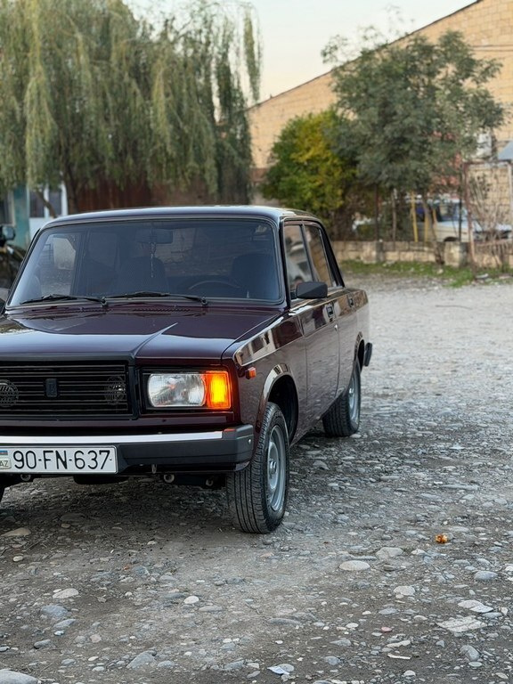 2008 LADA (VAZ) 2107, 1.6L, 61123km - Image 4